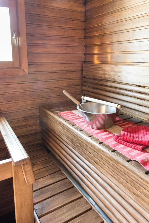 Napapiirin Jaervilomat Otel Luukonniemi Oda fotoğraf